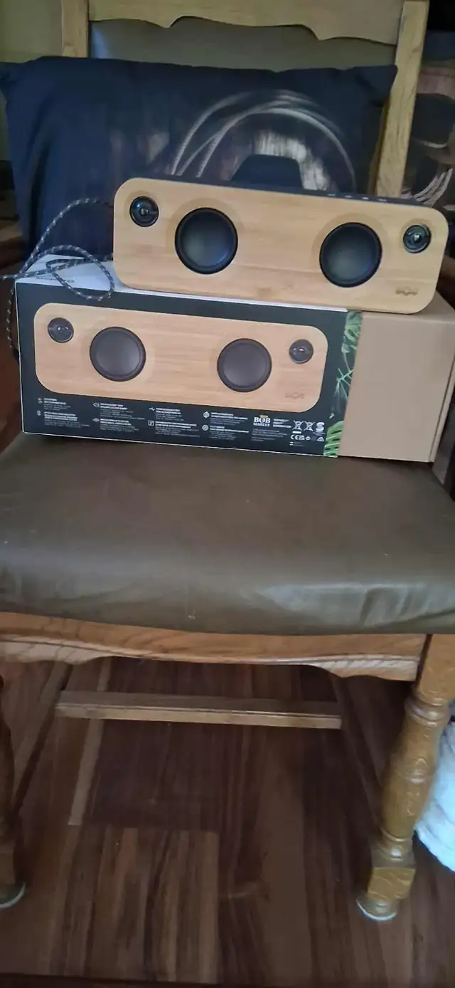 Haut-parleur bluetooth Marley in Speakers in Québec City - Image 2