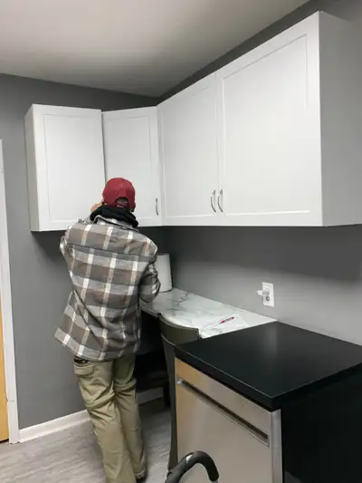 Brand New cabinet doors for your older Kitchen. Update your KITCHEN with brand-new Cabinet doors, dr...