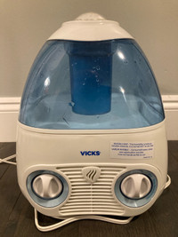 Vicks Cool Moisture Humidifier 