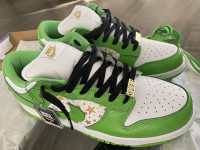 Nike SB Dunk Low OG QS x Supreme Mean Green Size 10