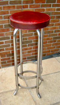 Classic Retro 1950's Bar/Counter Stool - Chrome and Red Leather