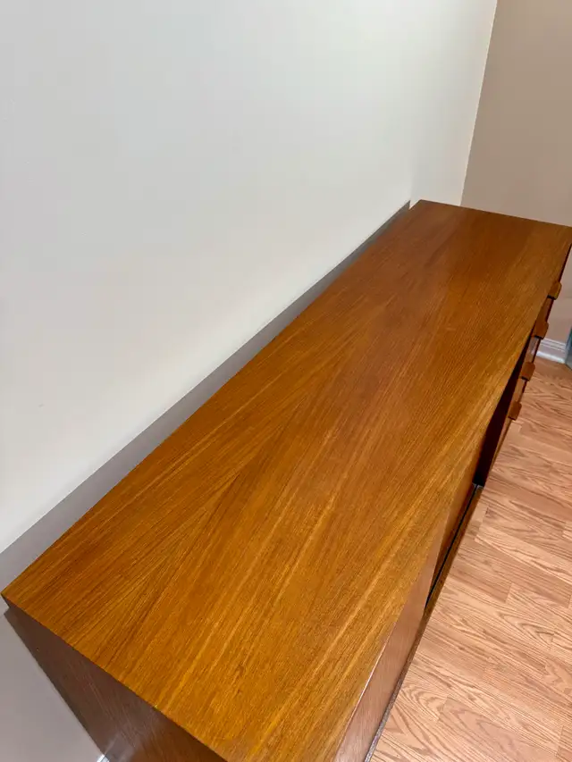 Mid Century Teak Sideboard  in Hutches & Display Cabinets in Markham / York Region - Image 8