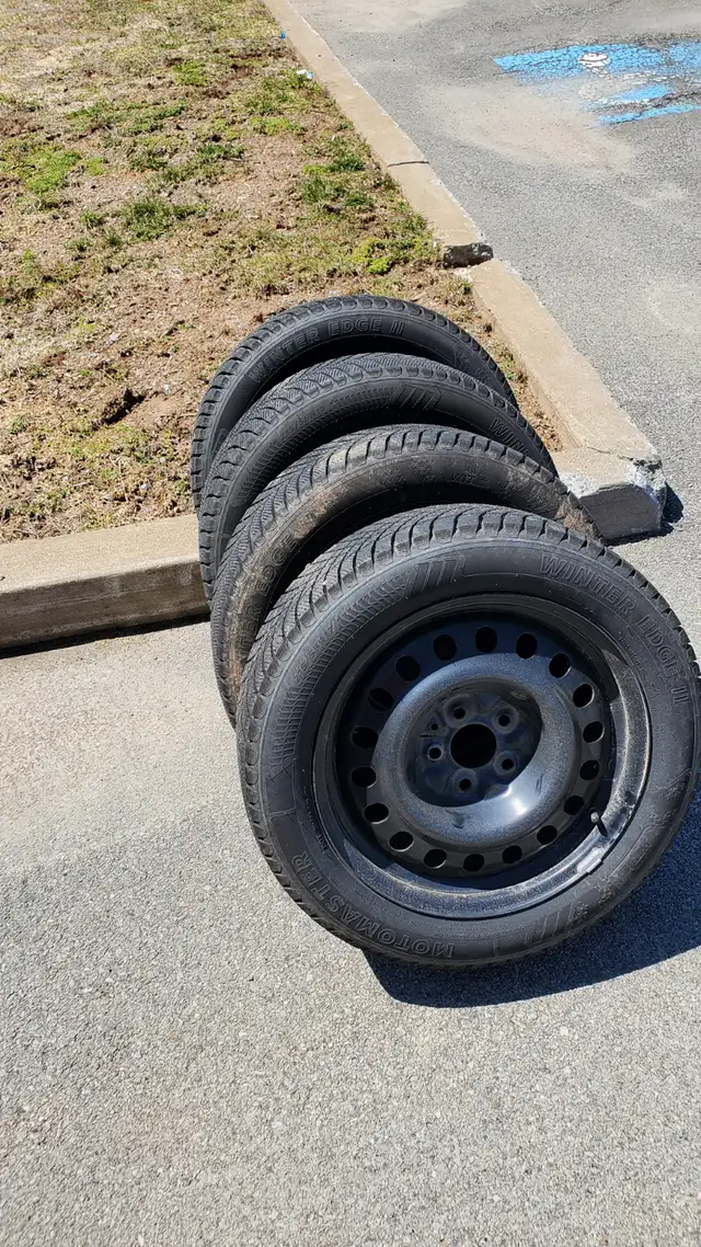 4 winter tires( 215/55 R17) and rims (Toyota-Camry) in Tires & Rims in City of Halifax - Image 4