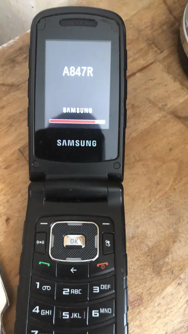 Samsung A847R rugby flip phone rogers in Cell Phones in City of Toronto - Image 2