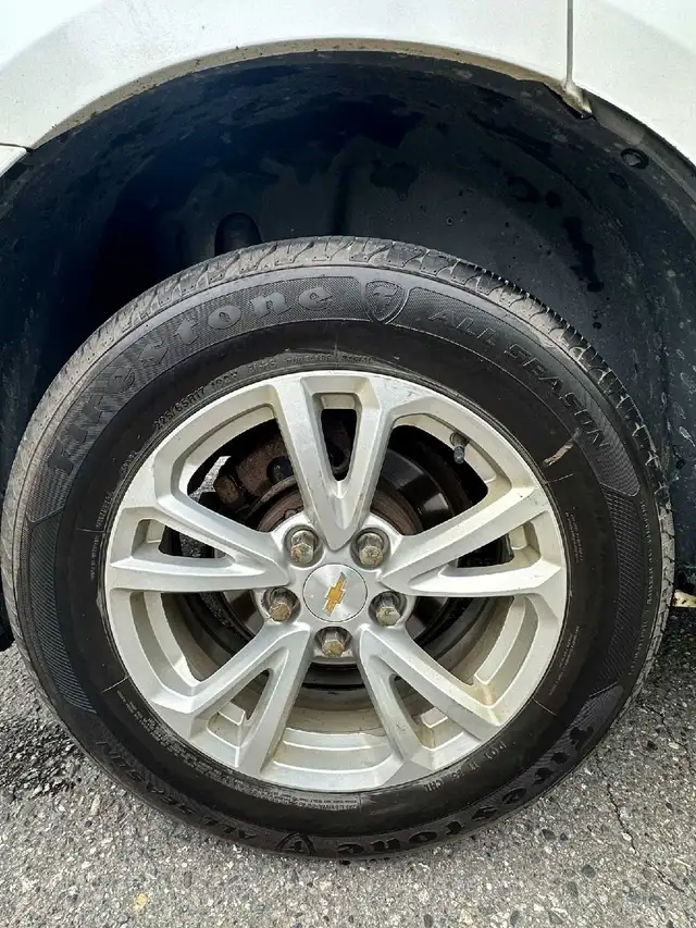 2017 Chevrolet Equinox LT in Cars & Trucks in Prince Rupert - Image 10