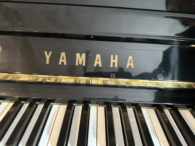 Yamaha U1A Piano in Pianos & Keyboards in City of Toronto - Image 3