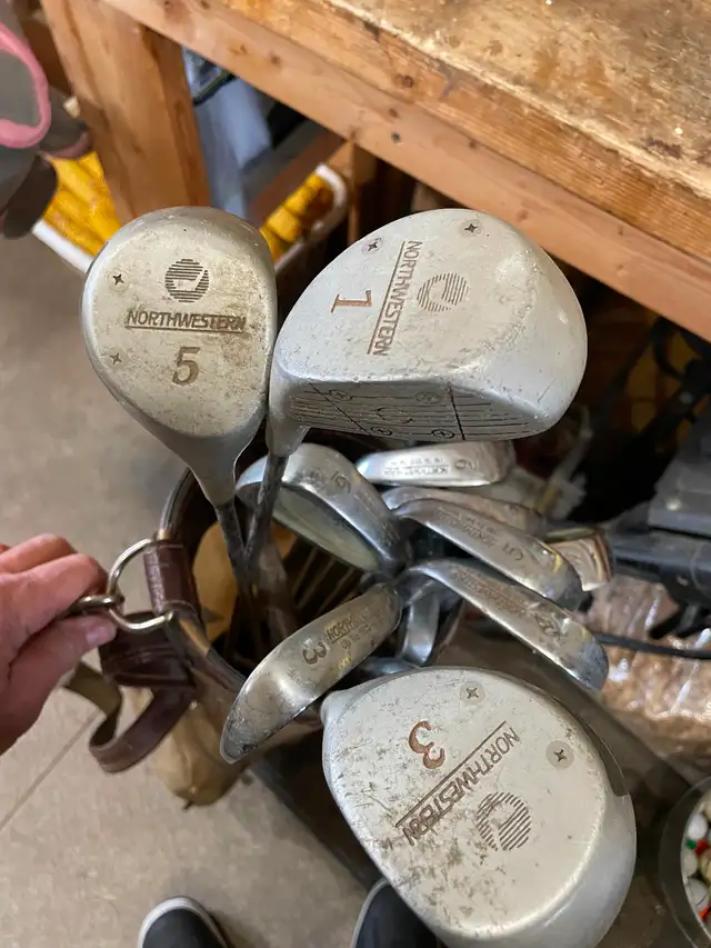 Older golf clubs in Golf in London - Image 3