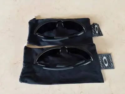 Oakley Quarter Jacket Youth Two Pairs, View more