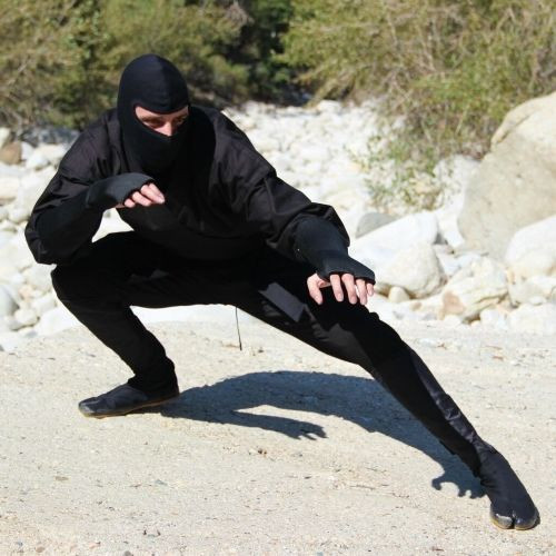 MARTIAL ARTS NINJA COSTUME 4PCS. in Other in Barrie