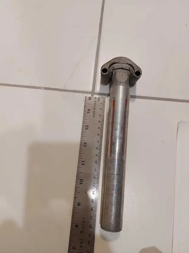 Vintage Sugino SP-H Seatpost 26.6 mm in Frames & Parts in Guelph - Image 3