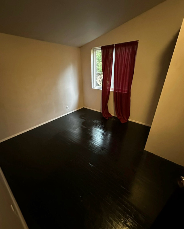1 Private Room For Rent in Other in Mississauga / Peel Region - Image 2