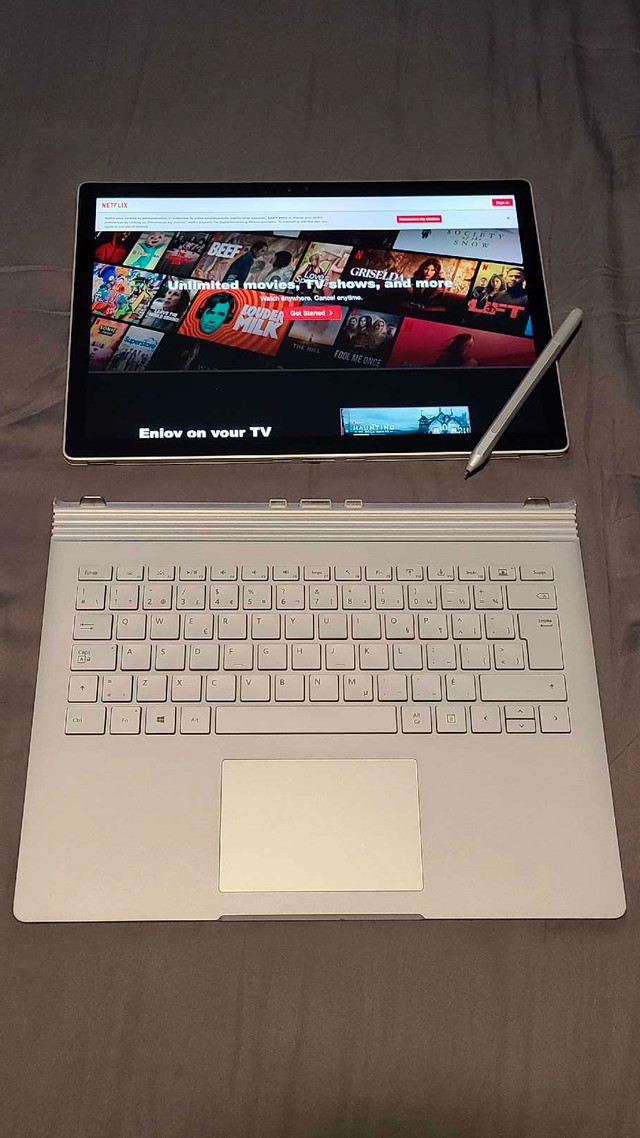 2019 Microsoft Surfacebook 13.5" touchscreen with smart pen in Laptops in Winnipeg - Image 2