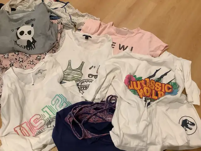 Vends lot vêtements fille14 ans in Kids & Youth in Longueuil / South Shore - Image 3