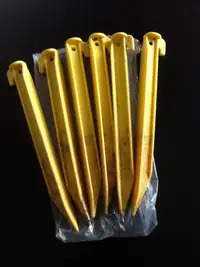 Vintage Yellow Stakes ***HOLDING FOR PICK UP***