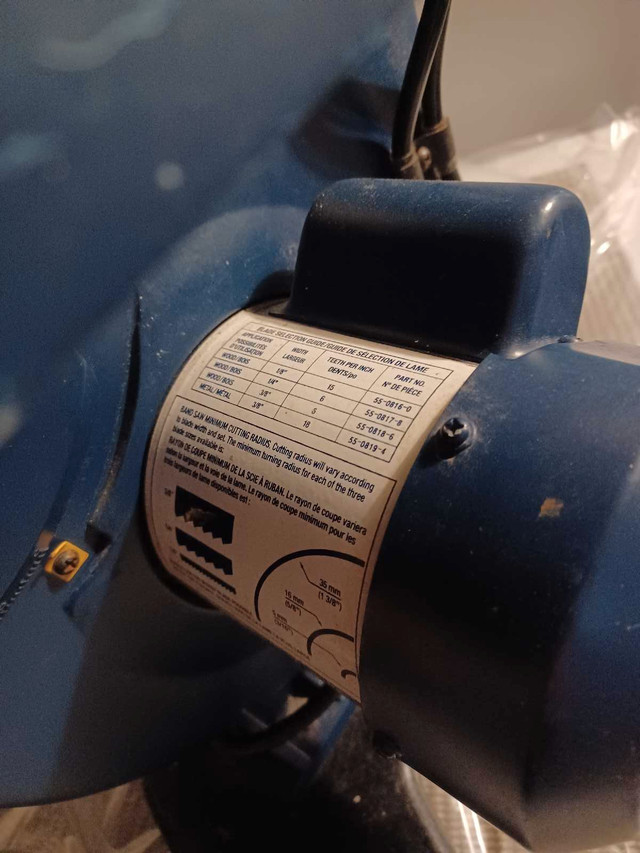 7 1/2 " Bandsaw in Power Tools in North Bay - Image 3