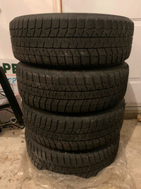 4 Winter tires on rims 215/60R17