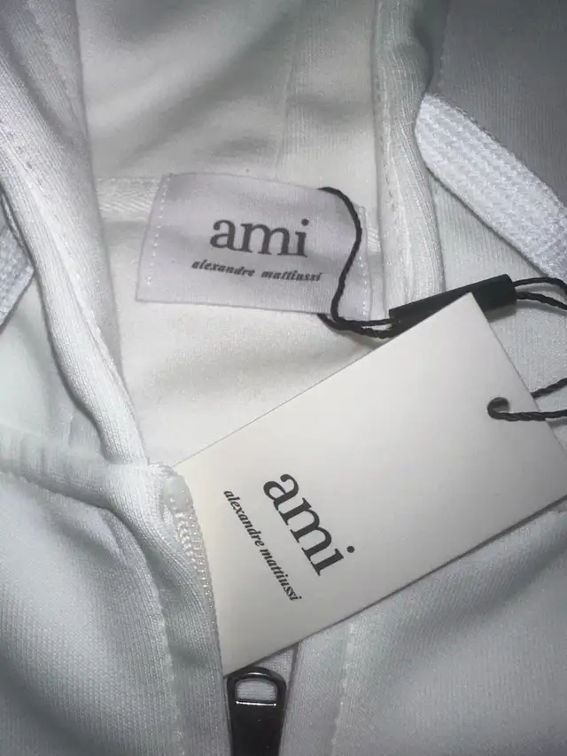 AMI Paris Zip Hoodie White XL – Ami de Coeur Logo  – 100% Au62864744462723121