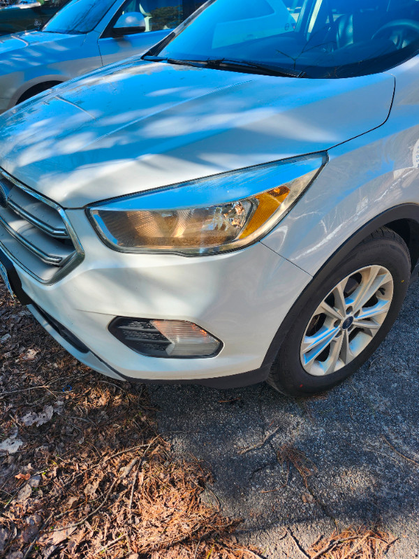 CERTIFIED 2017 FORD ESCAPE - in Cars & Trucks in Barrie