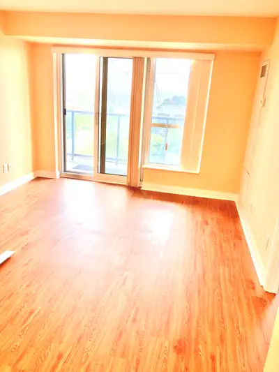 2BR/2WR Condo @ 410/Kennedy