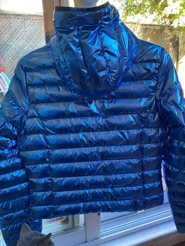*NEW* Manteau d'automne - fall puffer jacket in Women's - Tops & Outerwear in City of Montréal - Image 3