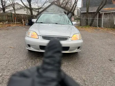 Selling my 2000 Honda Civic. Needs some TLC, Common Honda rust shown in pictures, motor starts and r...