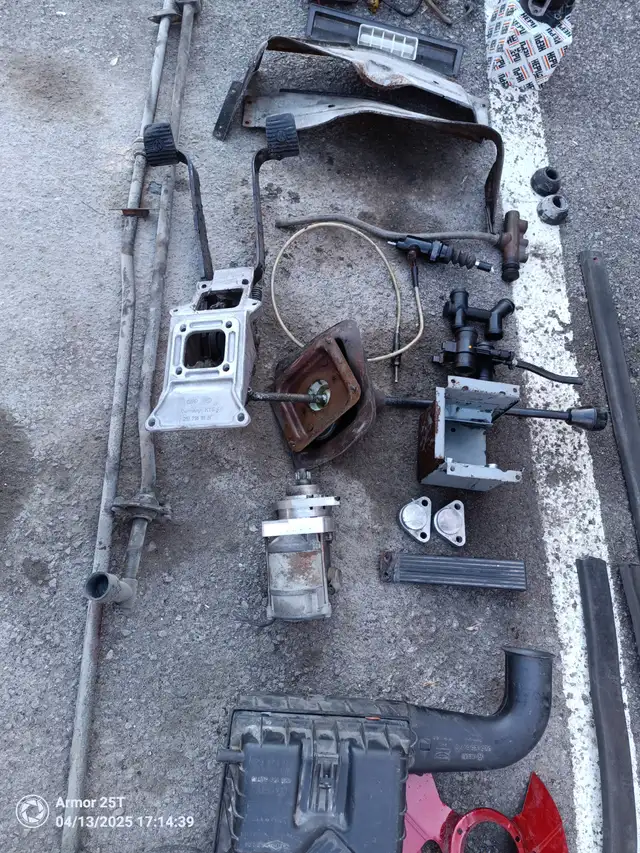 Pièces vanagon 1,9 in Engine & Engine Parts in City of Montréal - Image 4