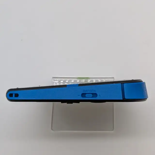Nintendo 2DS FTR-001 Black/Blue 32GB SD Card w/ Mario Kart 7- No63771549675009123