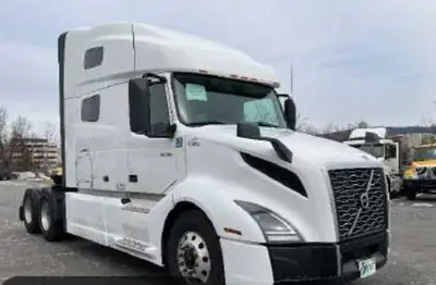 Looking for AZ driver with manual truck experience from windsor to Grand Rapid Michigan. This is eve...