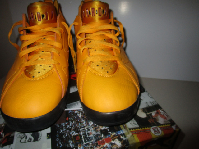 USED Jordan 7 Low Taxi in size 13 $190 in Men's Shoes in City of Toronto - Image 3