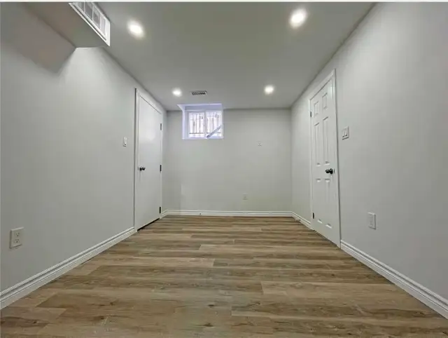 1 Bedroom basement in Pickering in Long Term Rentals in City of Toronto - Image 8