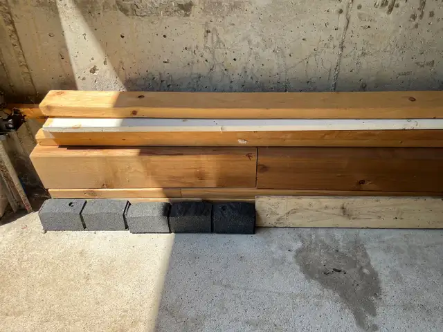 6” Cedar Post Small Sizes in Decks & Fences in Mississauga / Peel Region - Image 4
