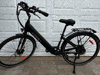 vélo électrique -tres peu roulé- valeur 2900$ + taxes prix 1900$