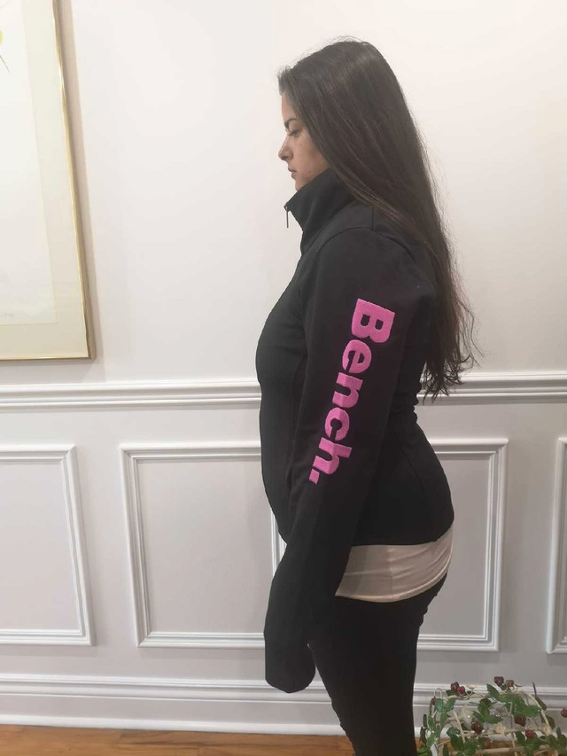 Women's Bench black and pink Zip Up sweater XL BNWT in Women's - Tops & Outerwear in Oshawa / Durham Region