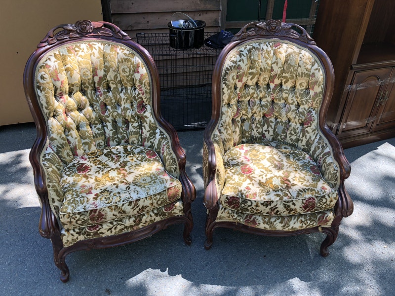 Replica Victorian era wingback chairs Chairs & Recliners Bedford