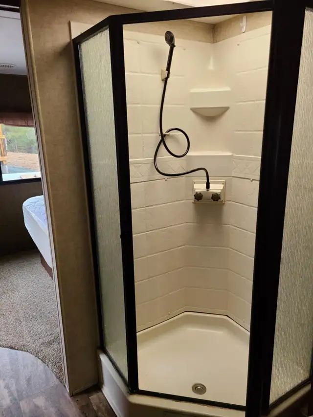 2015 Heartland Travel Trailer in Travel Trailers & Campers in Bedford - Image 6