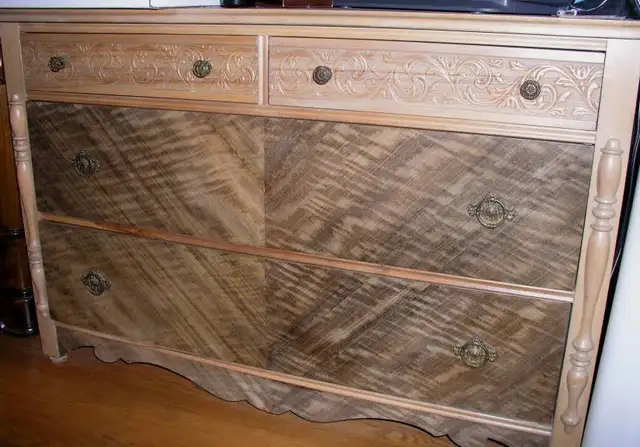 HUTCH in Hutches & Display Cabinets in Kawartha Lakes - Image 3