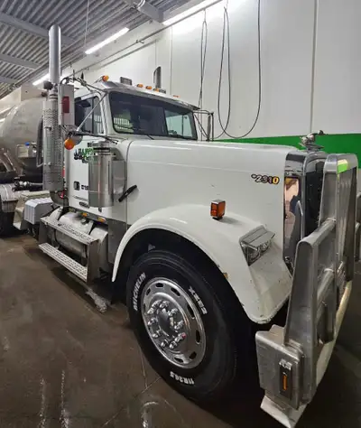 We are looking to hire an experienced class 1 fluid hauler. Trucks are very clean and are set up to...