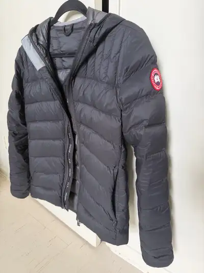 Canada goose jacket SIZE S, View more