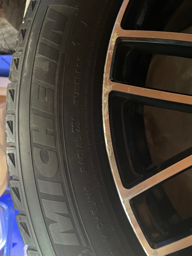 Audi Q5 winter tires/rims Tires & Rims Oakville / Halton Region