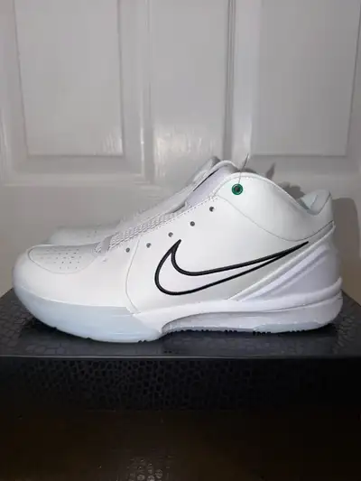 Kobe Draft Pack Boston Celtics size 10 with proof of purchase, View more