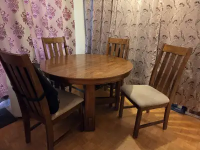 Maple Wood Dining Table and 6 Chairs For Sale, View more