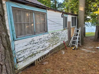 Handyman looking for some side work Painting & trim Interior doors Windows Siding Staining decks Sma...