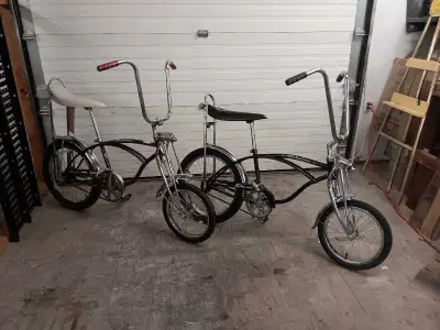 2 classic vintage schwinns in at TNT,A Blast from the past located in Essex..Both all Original..The...