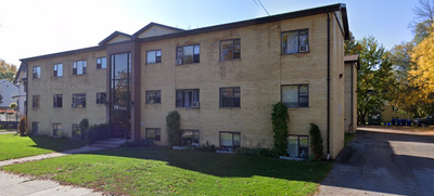 2 Bedroom Basement apartment located east end of Belleville. 1 parking spot, and laundry in building...