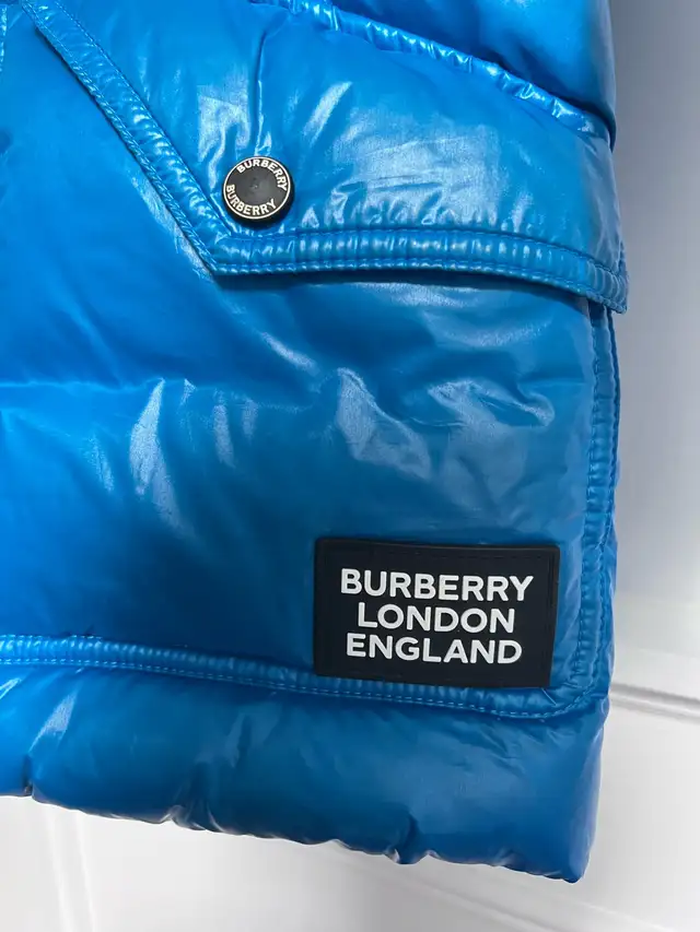 Kid's burberry london winter jacket  in Kids & Youth in Markham / York Region - Image 3