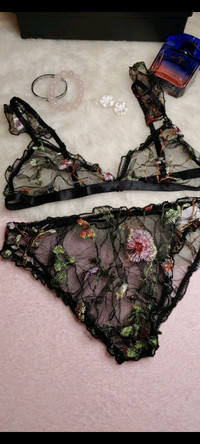 Floral embroidered lace lingerie