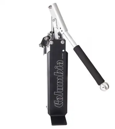 Drywall, taping tools Only used once There is the following items broken down Columbia predator bazo...