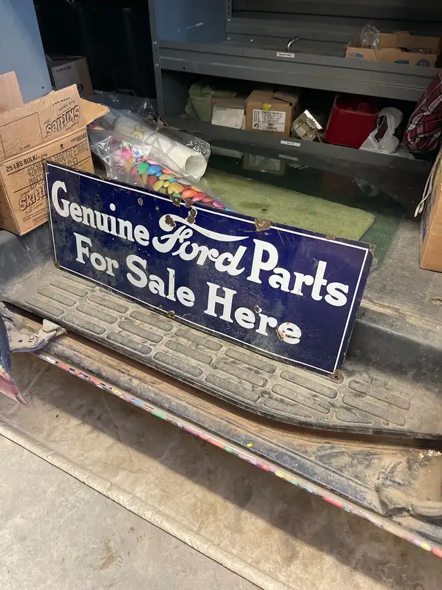 More vintage antique metal signs for sale 306-717-9678 in Arts & Collectibles in Edmonton - Image 10