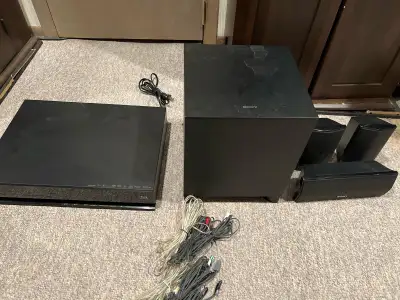 Sony BDV-E370, View more