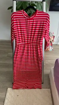 Women’s Pretty red striped gown- Size L